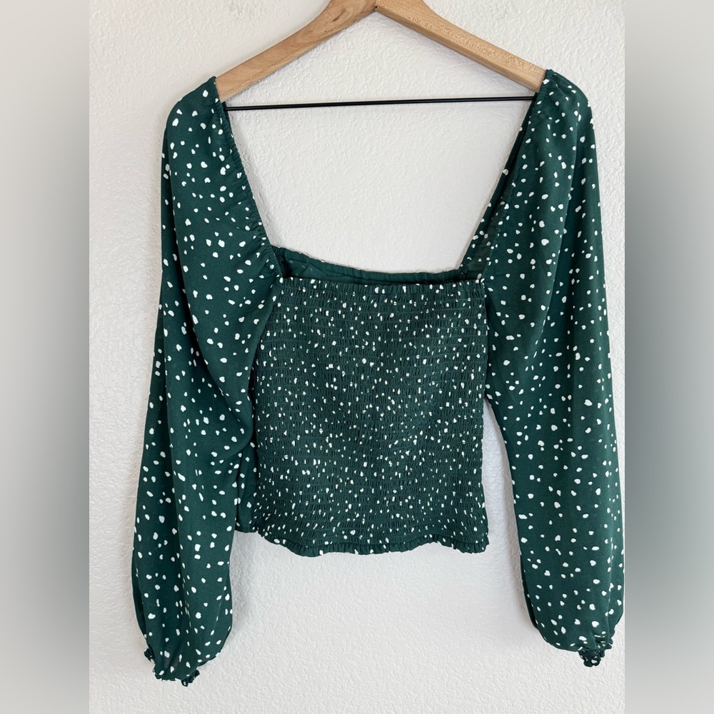 Abercrombie and Fitch AF Green White Polka Dot Long Sleeve Smocked Blouse Small - Picture 7 of 14